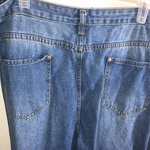 Plus Ripped Distressed High Waist Mom Jean